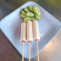 ไก่ยอสอดไส้ไข่หมึก