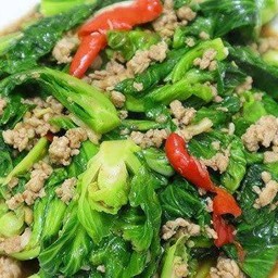 ผัดแขนงหมูสับเป็นกับข้าว