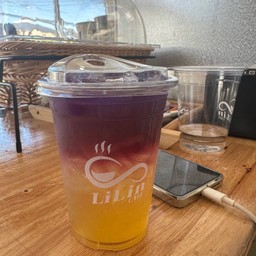 ชาอัญชัน น้ำผึ้ง มะนาว