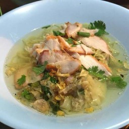 กะเพราแคมป์ปิ้ง Pak Kret