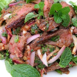 นำ้ตกเนื้อ