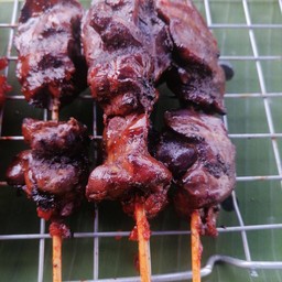 ไก่ย่างริมคลอง