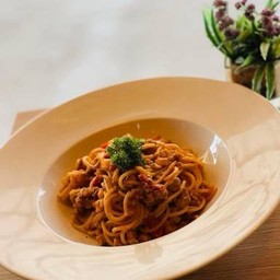 สปาเก็ตตี้ซอสมะเขือเทศ