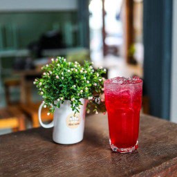 น้ำแดงเย็น