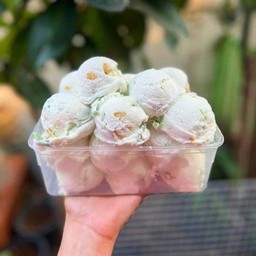 ไอศรีมกะทิทรงเครื่อง