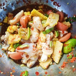 เหลาปลาร้าหมึก