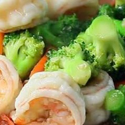 บล็อคโครี่ผัดกุ้ง