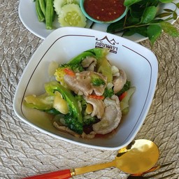 ผัดผักรวม