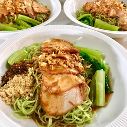 บะหมี่แห้งหมูแดง