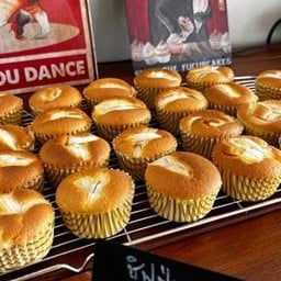 ชิฟฟ่อนมะพร้าวอ่อน