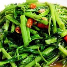 ผัดผักบุ้ง