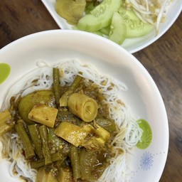 ขนมจีนแกงไตปลา