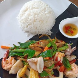 ข้าวราดผัดฉ่า