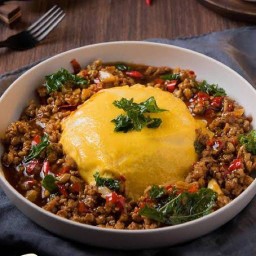 กะเพรา+ไข่ข้น ล้านอร่อย