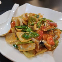 หมึกผัดไข่เค็ม