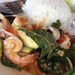 ข้าวราดผัดฉ่า