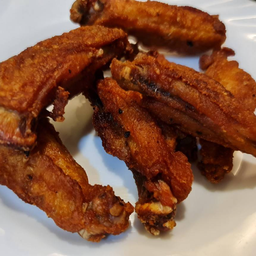 ปีกไก่ทอดน้ำปลา