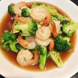 บร็อคโคลีผัดกุ้ง