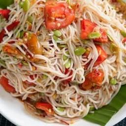 ตำขนมจีน