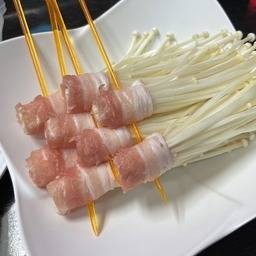 สามชั้นพันเห็ดเข็มทอง (ยอดนิยม)