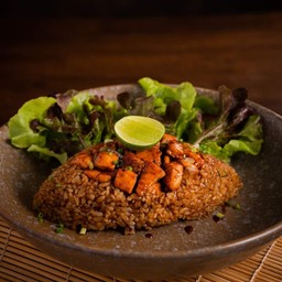 ข้าวผัดปลาเซลมอน  สไตส์ญี่ปุ่น