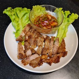หมูย่างจิ้มแจ่วLM