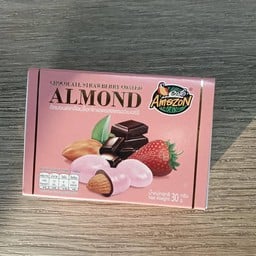 อัลมอนสตอเบอรี่