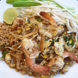 ผัดไทยกุ้งสด