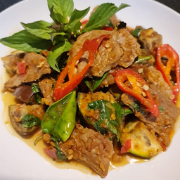 ผัดเผ็ดหมู