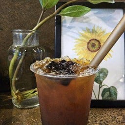 Honey Lemon Tea with plum