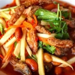 นูรจัสมิน  (ยำมะม่วง)(ฮาลาล)