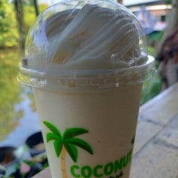 ร้านมะพร้าวปั่นนมสด นํ้ามะพร้าวสด หนองยายบู่