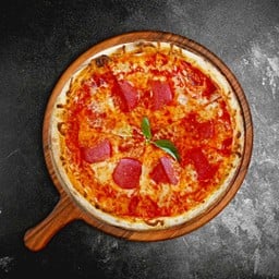 Pepperoni Pizza (เปปเปอโรนีพิซซ่า)