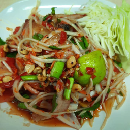 ส้มตำไทยหมูตกครก