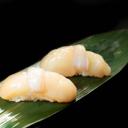 หอยเชลล์ซูชิ