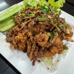 ยำแซ่บเอ็นข้อไก่ทอด