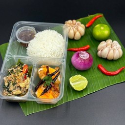 เมนูข้าวกล่อง ข้าวสวยกับไข่ลูกเขย+ผัดผักบุ้งหมูสับ