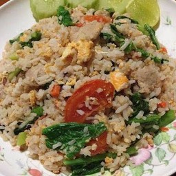 ข้าวผัด  หมู/ไก่/กุ้ง/ปลาหมึก