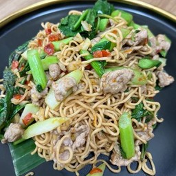 ไวไวผัดขี้เมาไก่/หมู