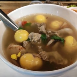 ต้มยำพวงไข่ไ่ก่