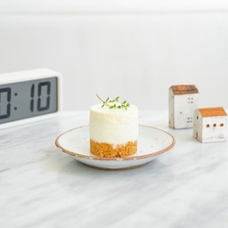 SALTED CARAMEL CHEESE CAKE