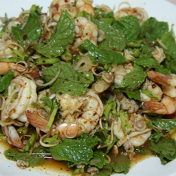 กุ้งพล่า