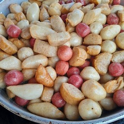 ใส้กรอกแดง+ปลาเส้น+ลูกชิ้นหมู
