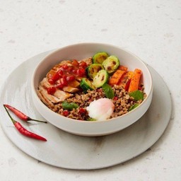 Holy basil fried brown rice with chicken breast