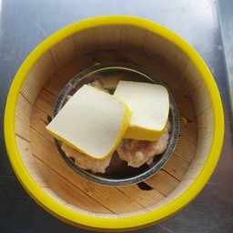 เต้าหู้กอดกุ้งจ้า