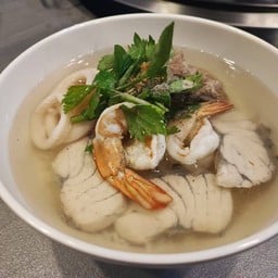 ข้าวต้ม 4 เกลอ ปลา,กุ้ง,ปลาหมึก,ซี่โครงตุ๋น