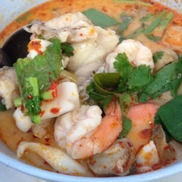 ต้มยำรวมมิตร (ใหญ่)