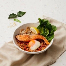 Tom-yum paste rice with salmom
