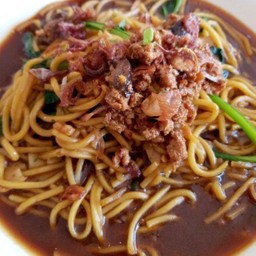 ผัดหมี่ฮกเกี้ยน หมู/ไก่/กุ้ง/ปลาหมึก