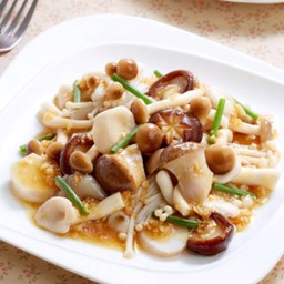 ผัดเห็ดรวม